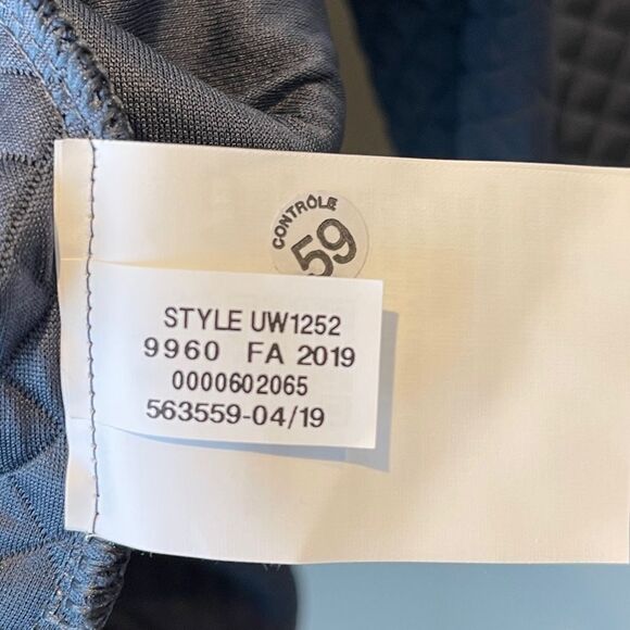 NCAA Under Armour Coldgear Loose Jacket Size Large - Picture 6 of 10